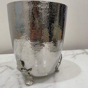 MICHAEL ARAM
White Orchid Champagne Bucket